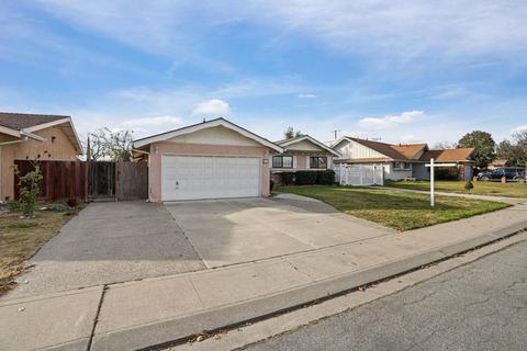 220 Granada Way, Tracy, CA 95376 photo 4