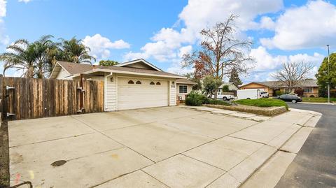 893 Buchanon Ln, Manteca, CA 95336 photo 3