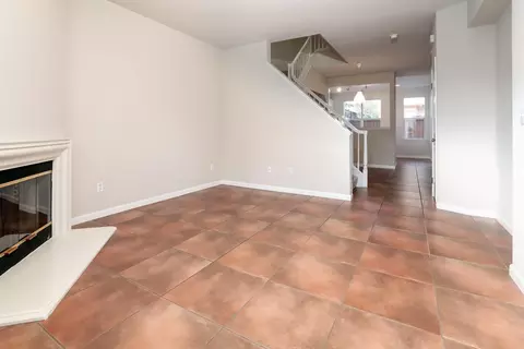 102 Concord Cir, Mountain View, CA 94040 photo 4