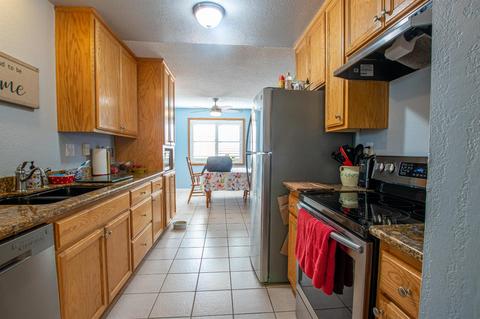 251 S Central Ave, Tracy, CA 95376 photo 4