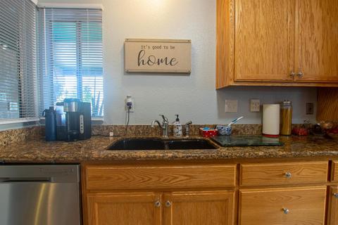 251 S Central Ave, Tracy, CA 95376 photo 5