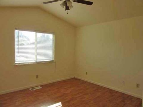1000 Moonlight Dr, Ceres, CA 95307 photo 7