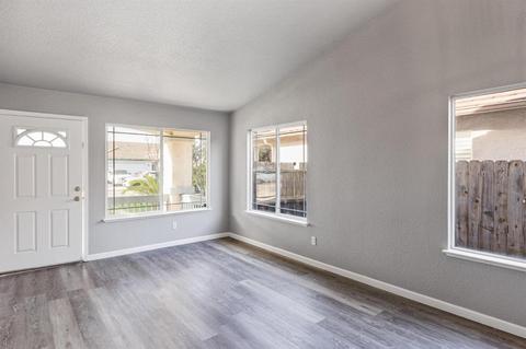 180 Dyer Ave, Manteca, CA 95336 photo 9