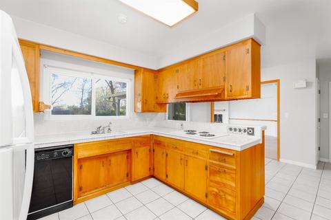 950 Pacific Ave, Willows, CA 95988 photo 9