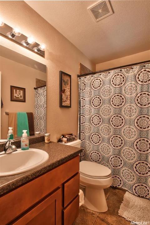 6024 Bourbon Dr, Carmichael, CA 95608 photo 13