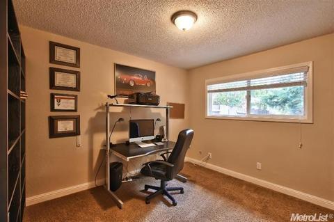 6024 Bourbon Dr, Carmichael, CA 95608 photo 16