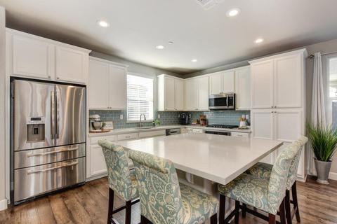 1710 Vine St, Davis, CA 95616 photo 4