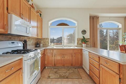 882 Lariat Loop, Galt, CA 95632 photo 5