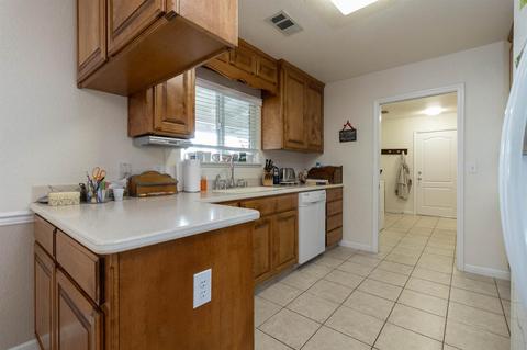 Undisclosed, Modesto, CA 95350 photo 11