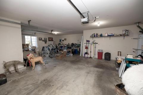 386 E Springer Dr, Turlock, CA 95382 photo 51