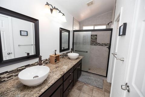 386 E Springer Dr, Turlock, CA 95382 photo 39