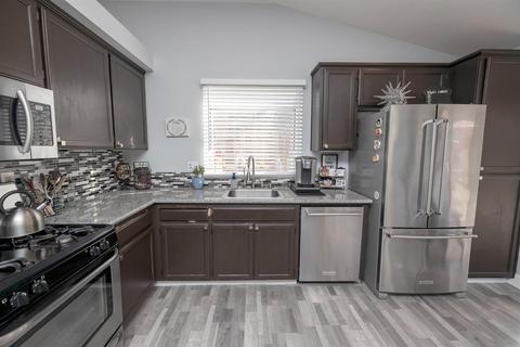 386 E Springer Dr, Turlock, CA 95382 photo 32
