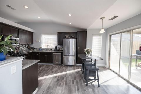 386 E Springer Dr, Turlock, CA 95382 photo 33