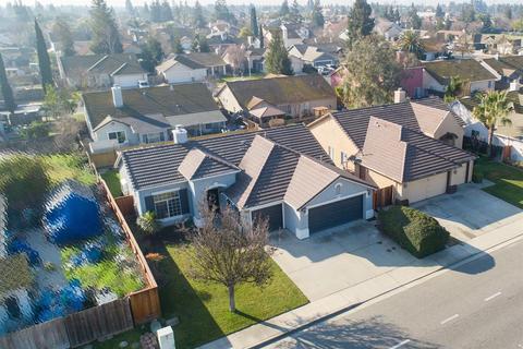 386 E Springer Dr, Turlock, CA 95382 photo 2