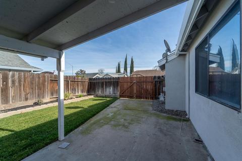 1817 Moet Way, Modesto, CA 95351 photo 26