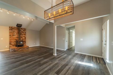 1817 Moet Way, Modesto, CA 95351 photo 14