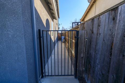 4229 Seranade, Turlock, CA 95382 photo 53