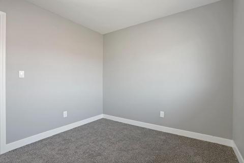 917 Middlecoff Ave, Modesto, CA 95351 photo 22