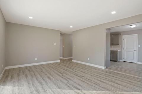 917 Middlecoff Ave, Modesto, CA 95351 photo 9