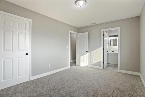 917 Middlecoff Ave, Modesto, CA 95351 photo 14