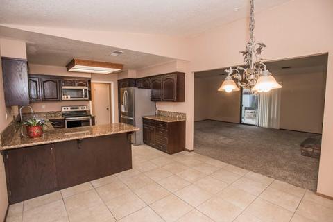 135 Ramon Ct, Galt, CA 95632 photo 8