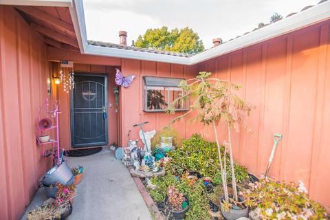 135 Ramon Ct, Galt, CA 95632 photo 3