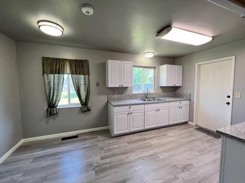 679 Chestnut St, Turlock, CA 95380 photo 10