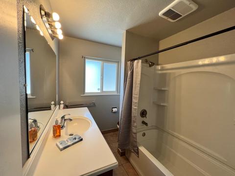 679 Chestnut St, Turlock, CA 95380 photo 14