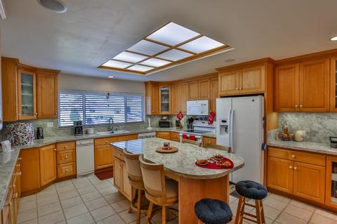 3949 Maudray Way, Carmichael, CA 95608 photo 17