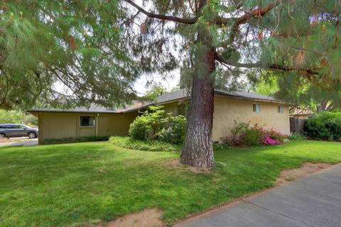 2802 Belhaven Pl, Davis, CA 95618 photo 2