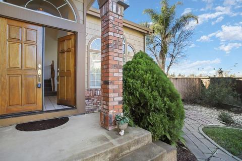 281 King Arthur Ct, Tracy, CA 95376 photo 2