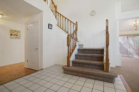 281 King Arthur Ct, Tracy, CA 95376 photo 4