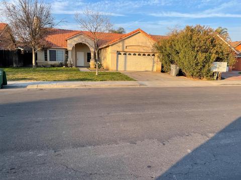 184 Santa Barbara St, Los Banos, CA 93635 13 Photos