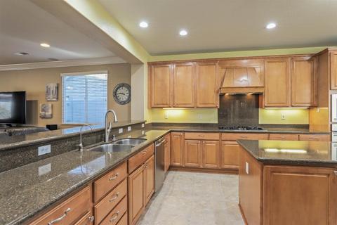 2368 Pepper Tree Ln, Manteca, CA 95336 photo 9