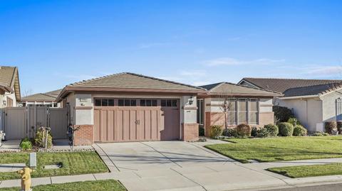 2368 Pepper Tree Ln, Manteca, CA 95336 photo 3