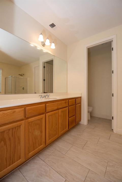 233 Paint Way, Patterson, CA 95363 photo 8