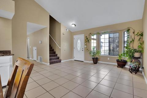 1300 Cape Cod Dr, Modesto, CA 95358 photo 10