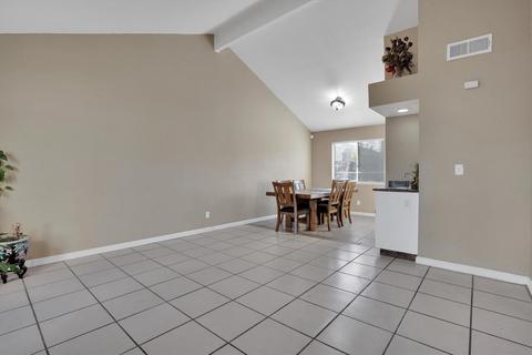 1300 Cape Cod Dr, Modesto, CA 95358 photo 9