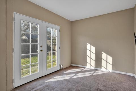1300 Cape Cod Dr, Modesto, CA 95358 photo 18