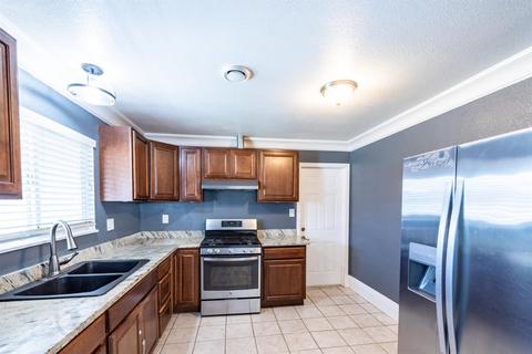 2605 Mcadoo Ave, Modesto, CA 95350 photo 5