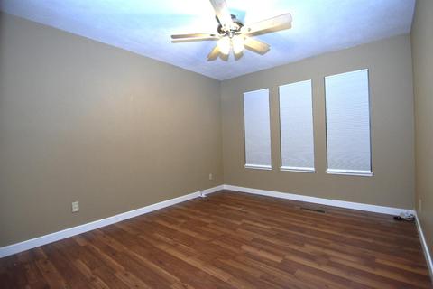 1740 Carleton Dr, Turlock, CA 95382 photo 26