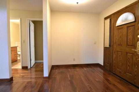 1740 Carleton Dr, Turlock, CA 95382 photo 25