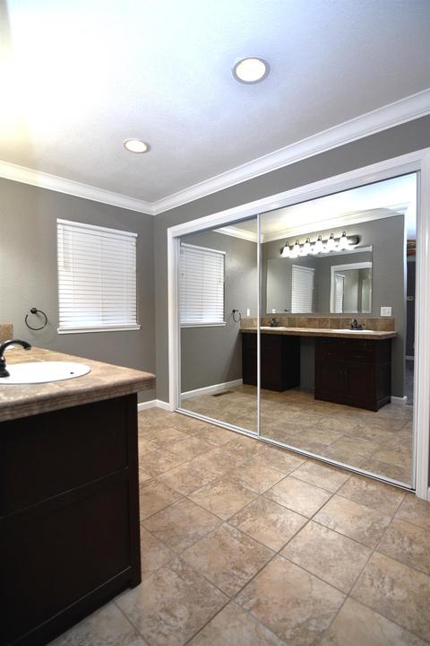 1740 Carleton Dr, Turlock, CA 95382 photo 36