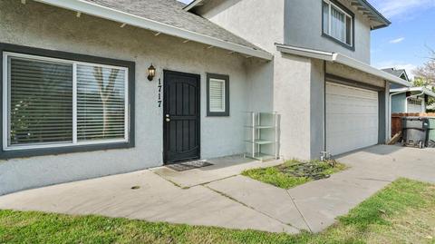 1717 Walpole Pl, Modesto, CA 95358 photo 4