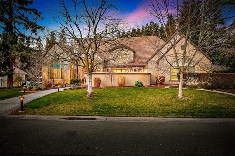 5061 Jardin Ln, Carmichael, CA 95608 photo 9