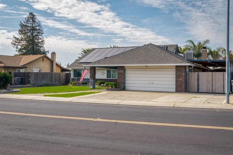 14737 Pueblo Dr, Manteca, CA 95336 photo 7