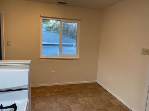 41 Walnut St, Colfax, CA 95713 photo 9