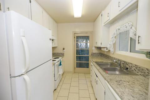 217 Maynell Ave, Modesto, CA 95354 photo 16