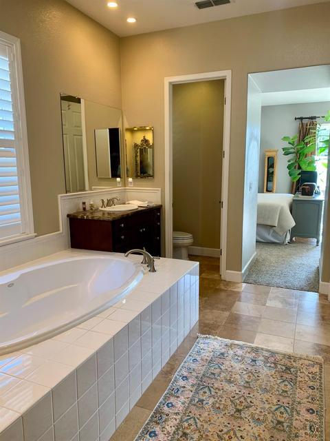 1992 Fairway Oaks Dr, Ripon, CA 95366 photo 17
