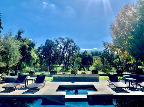 1992 Fairway Oaks Dr, Ripon, CA 95366 photo 2